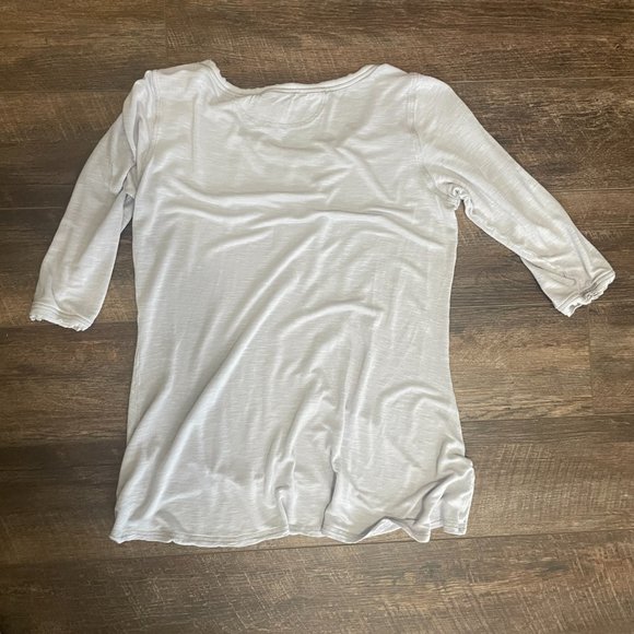 Victor Alfaro Medium Gray Half Sleeve Flowy Burnout Top - Picture 5 of 5